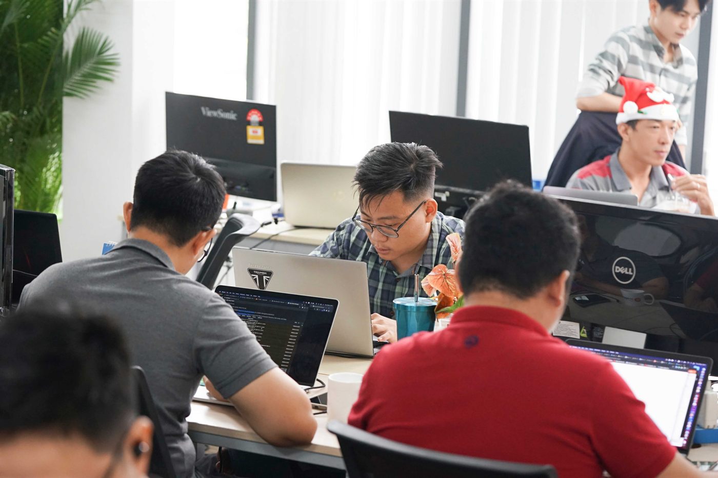 InApps engineering team collaborating in the Ho Chi Minh City office
